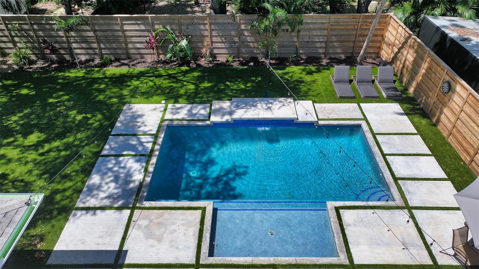 CATHEDRAL OAKS ESTATES - Residential