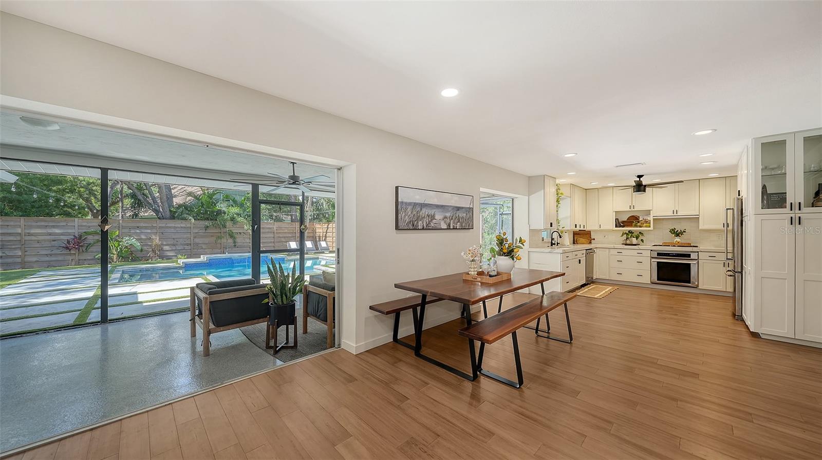 CATHEDRAL OAKS ESTATES - Residential