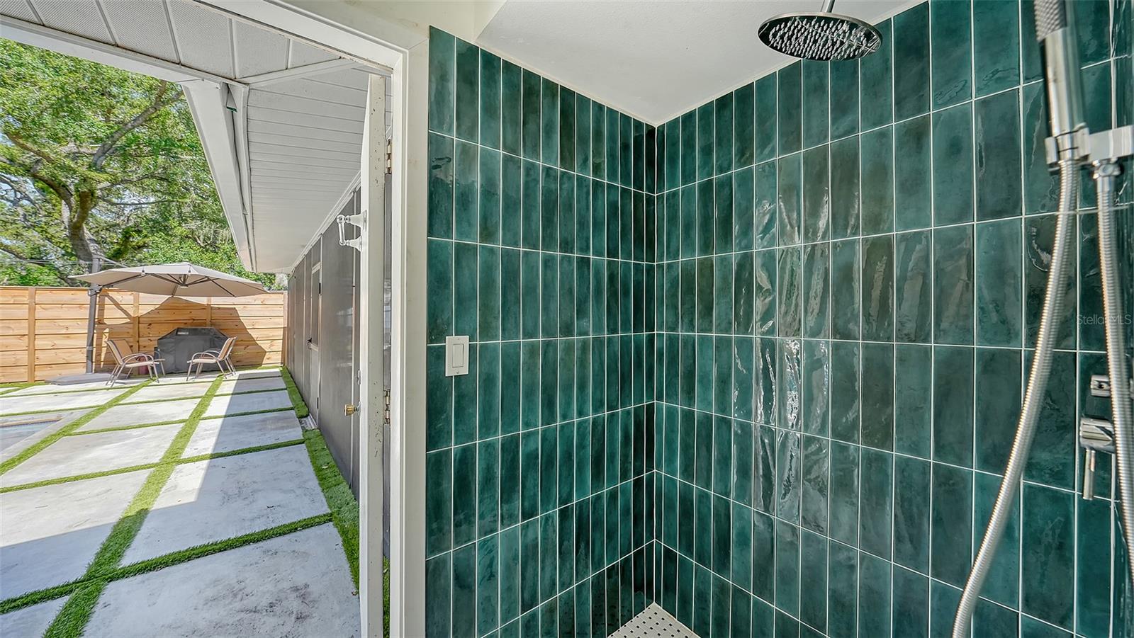 CATHEDRAL OAKS ESTATES - Residential