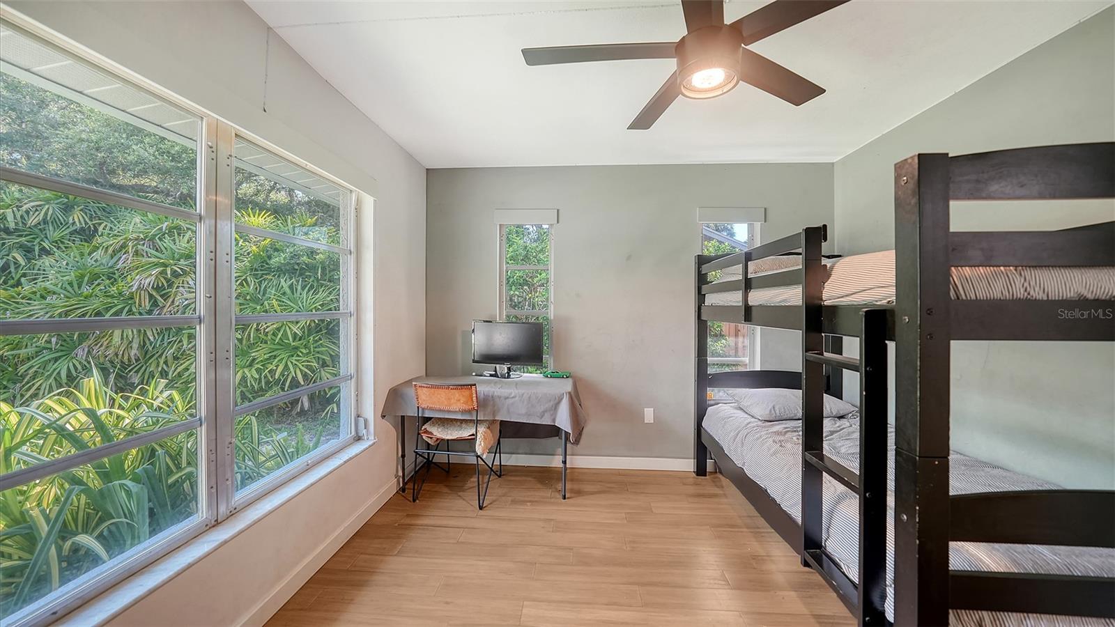 CATHEDRAL OAKS ESTATES - Residential