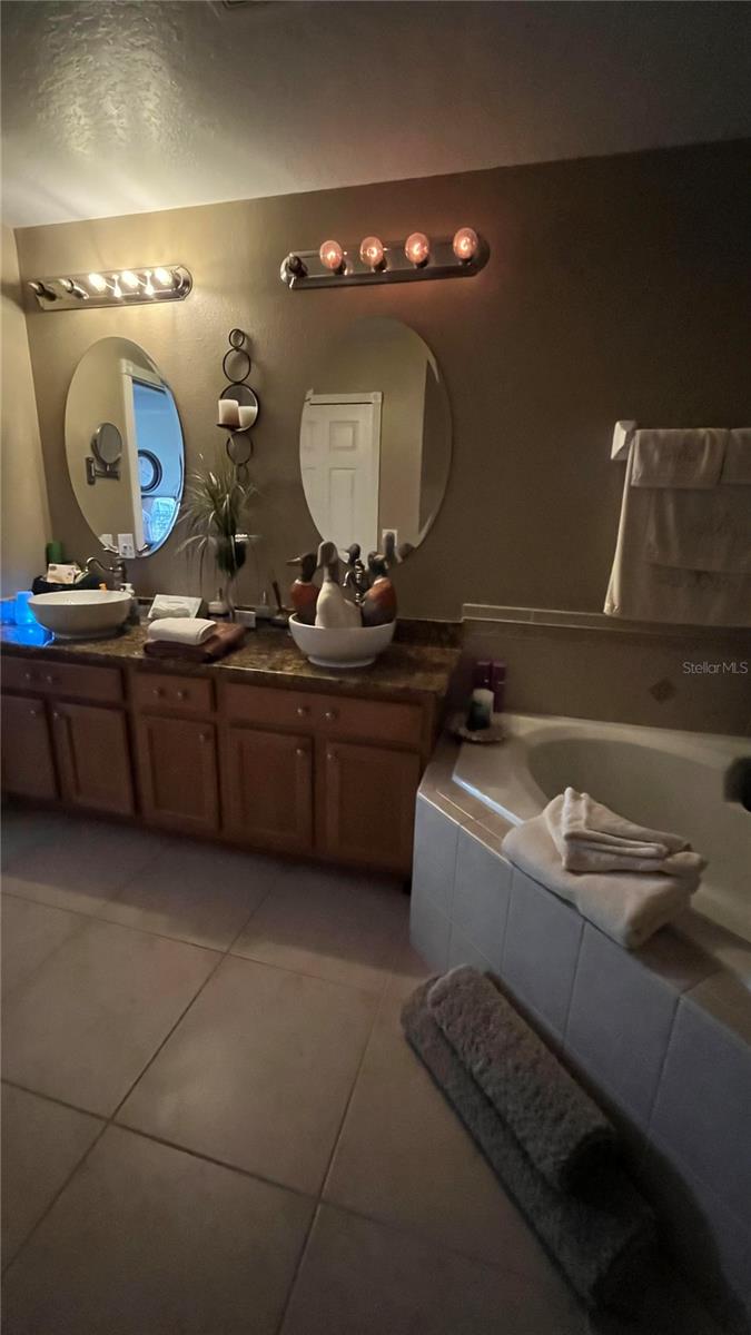 639 GULL DRIVE
