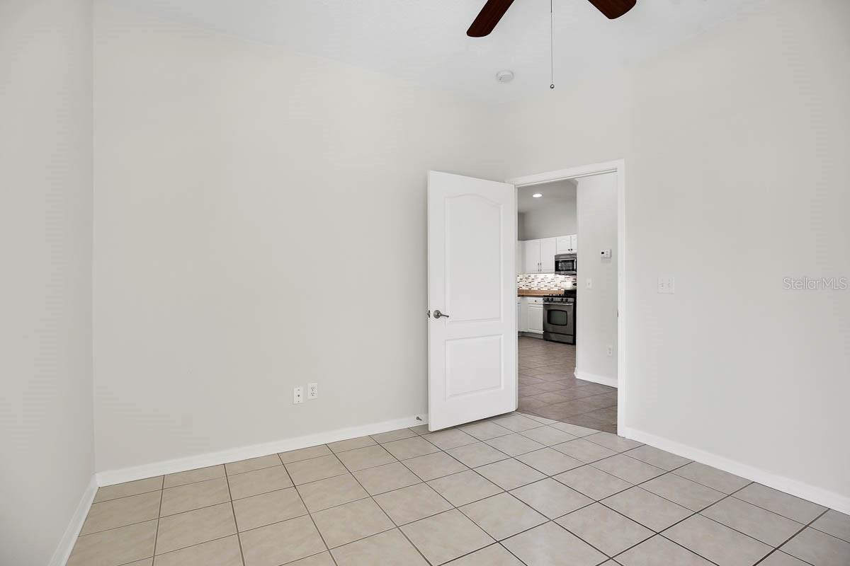 FISHHAWK RANCH PH 2 PRCL - Residential Lease