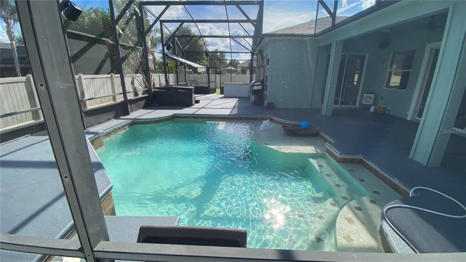 ESTATES AUBURNDALE PH 02 - Residential