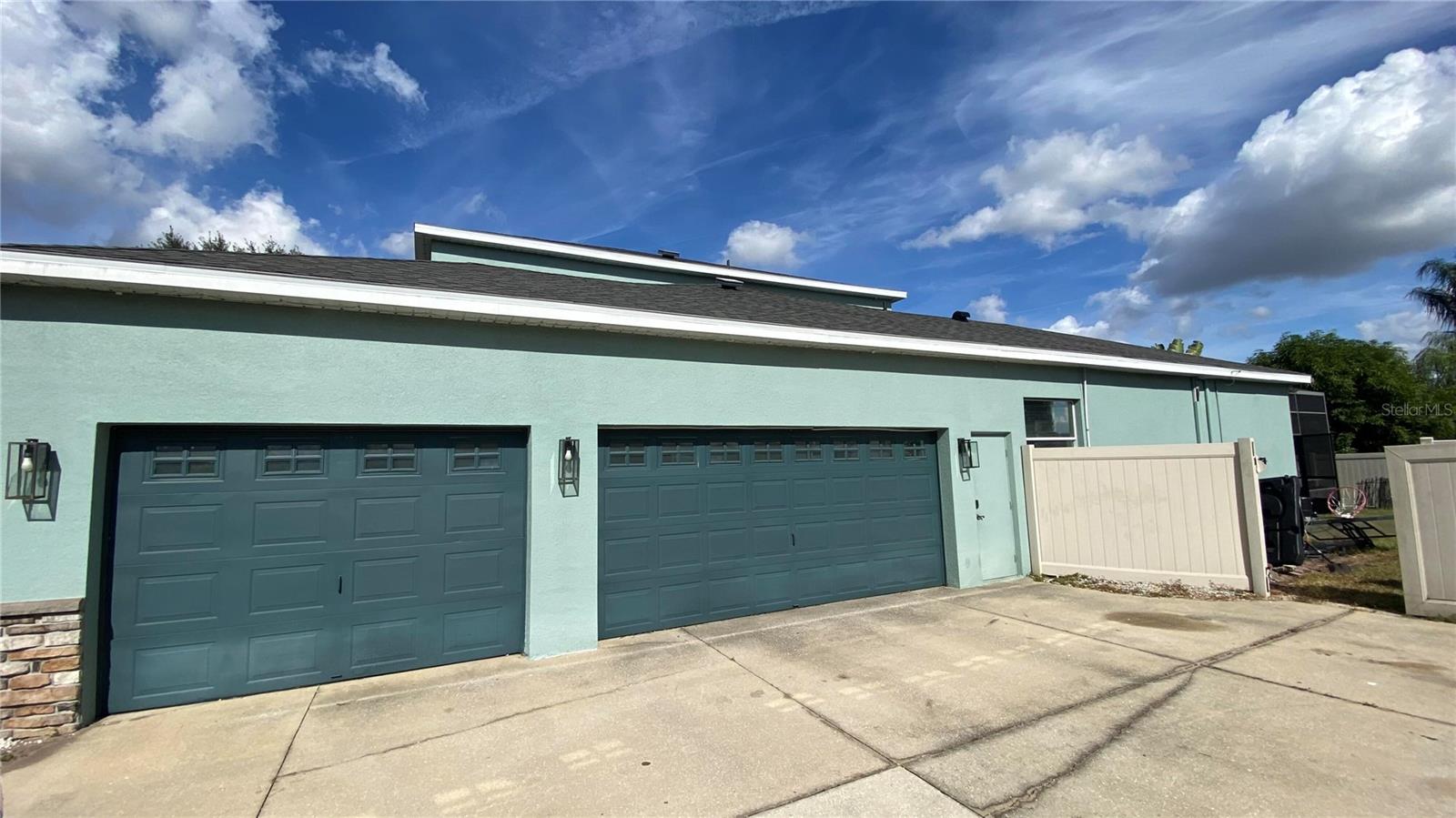 ESTATES AUBURNDALE PH 02 - Residential