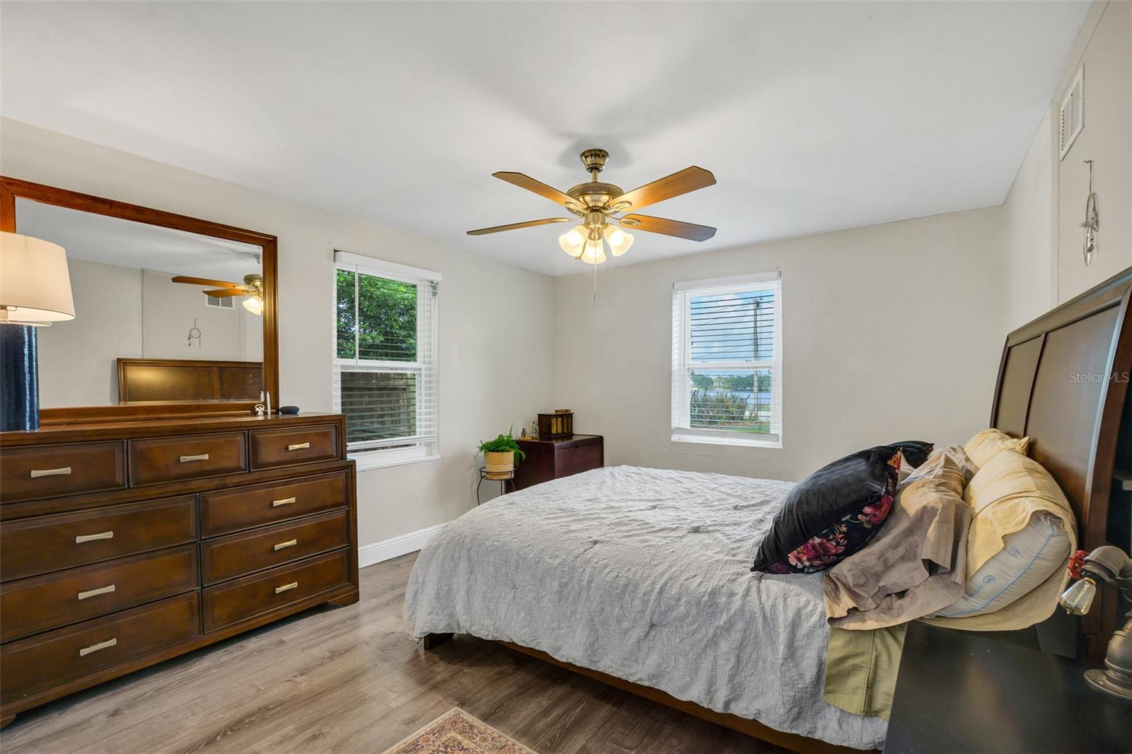 SILVERCREST ADD - Commercial Sale