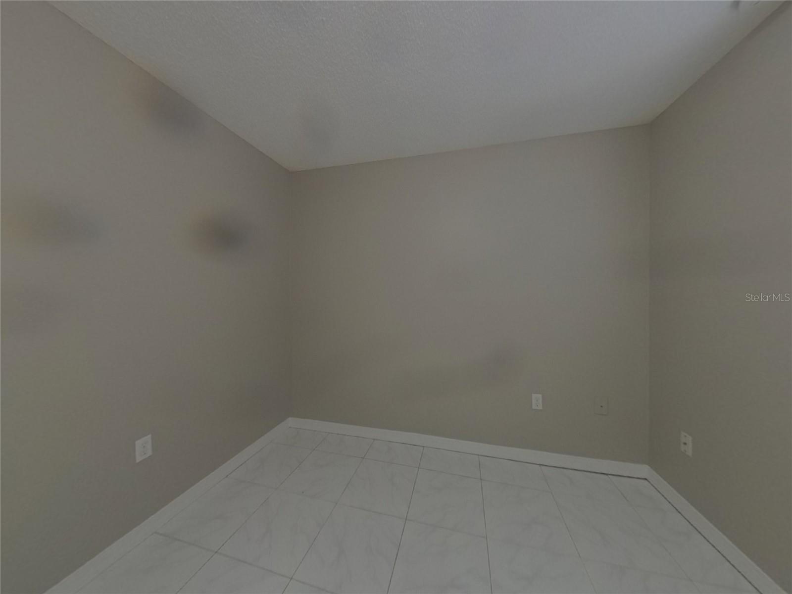 BEL AIRE PINES - Residential Lease