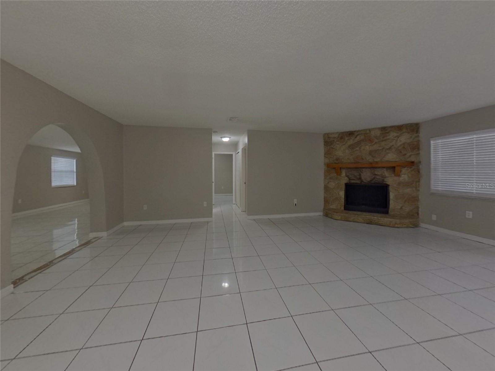 BEL AIRE PINES - Residential Lease