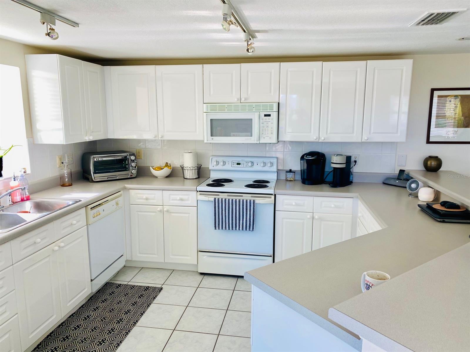 Ocean Walk Nsb - Residential