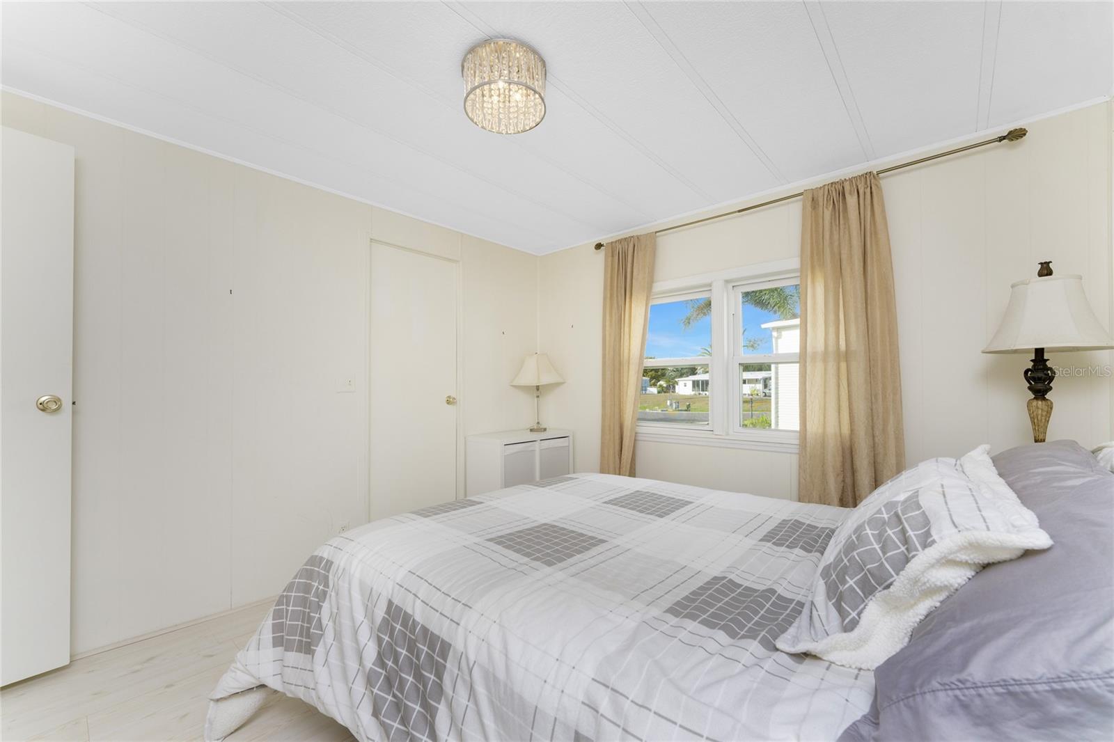 HOL MOB ESTATES 3RD ADD - Residential