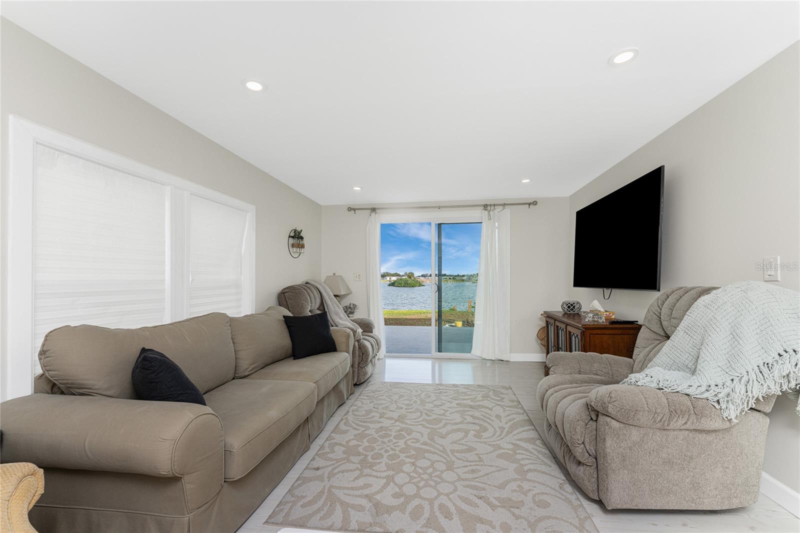 HOL MOB ESTATES 3RD ADD - Residential