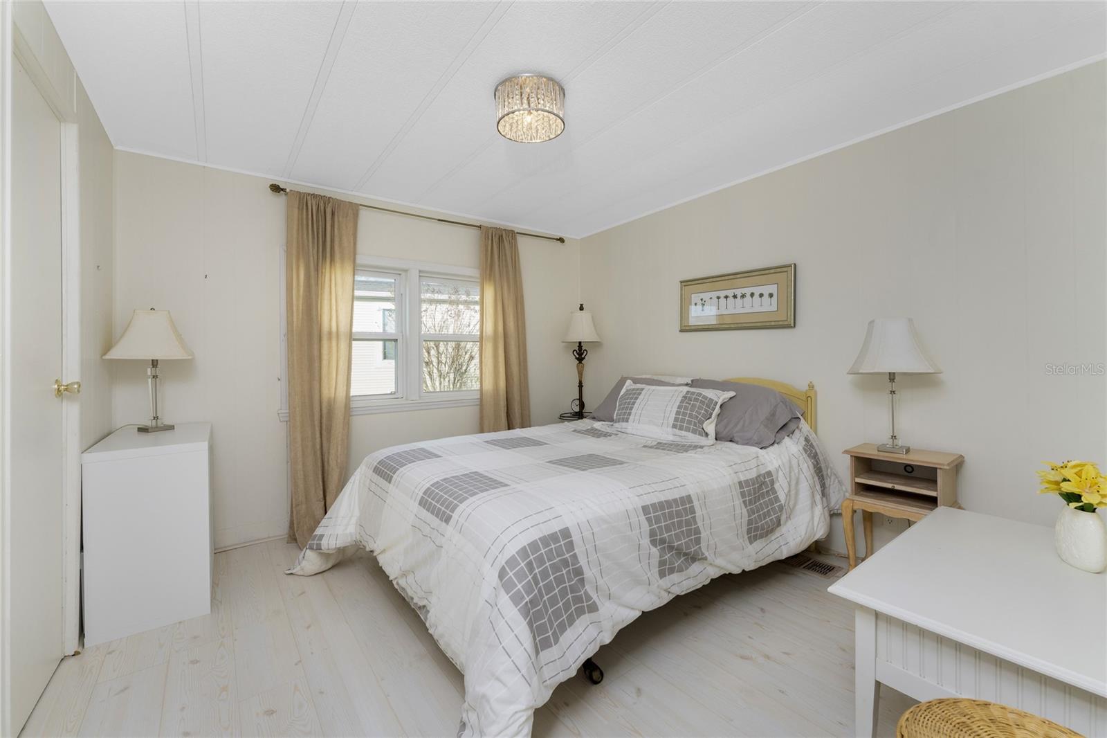 HOL MOB ESTATES 3RD ADD - Residential