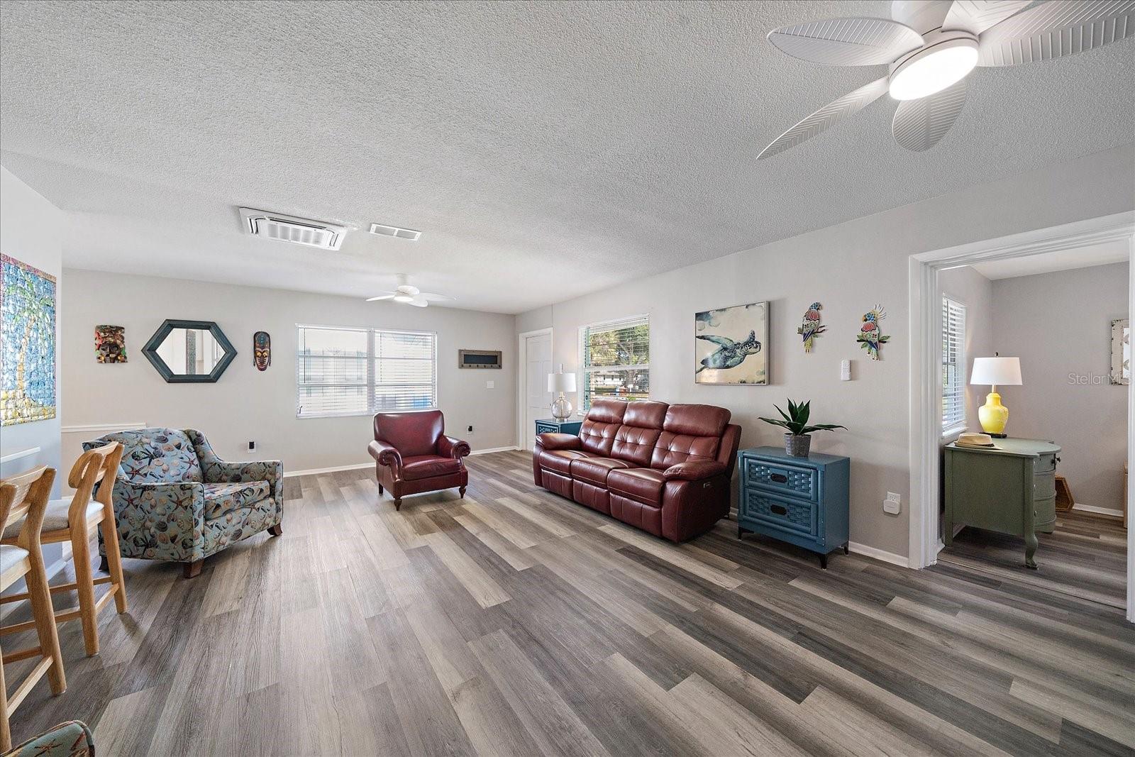 VENICE EDGEWOOD SEC OF - Residential