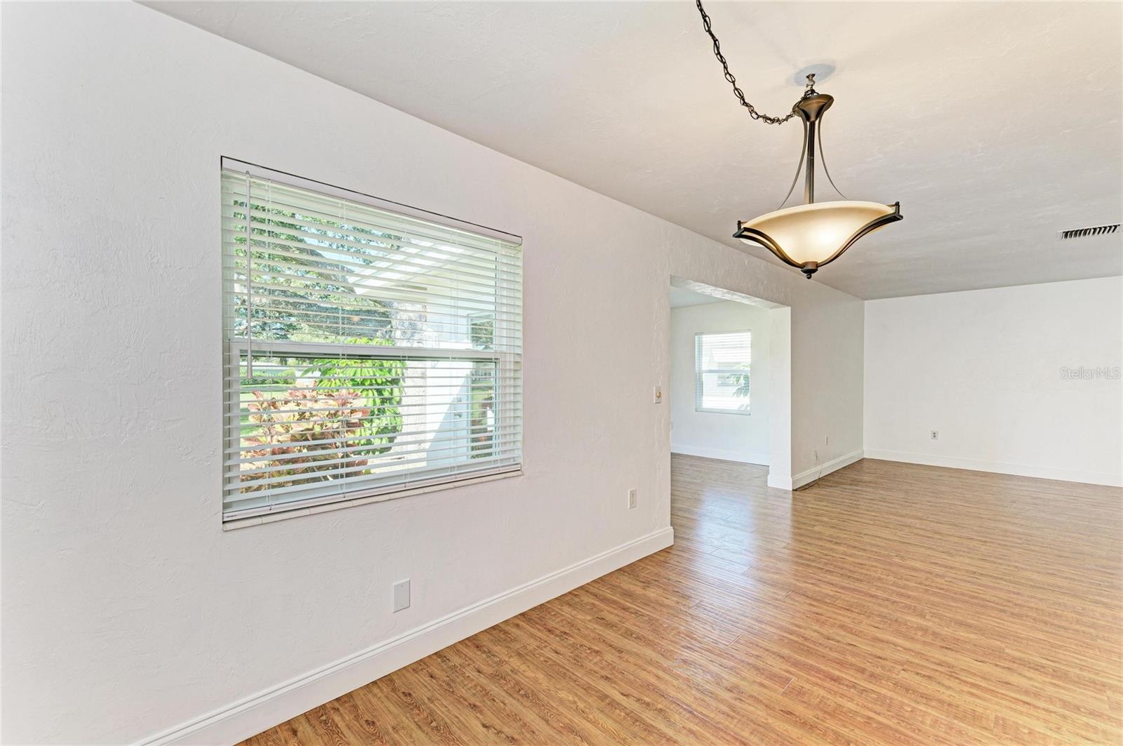 GULF GATE GARDEN HOMES E - Residential