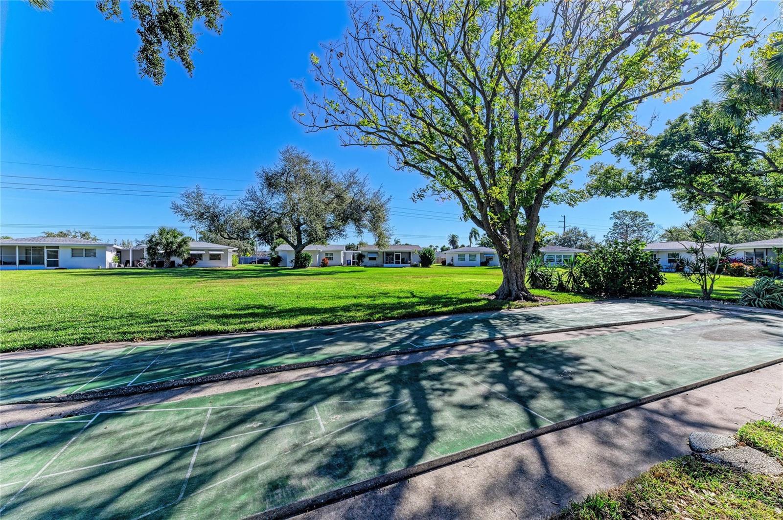 GULF GATE GARDEN HOMES E - Residential