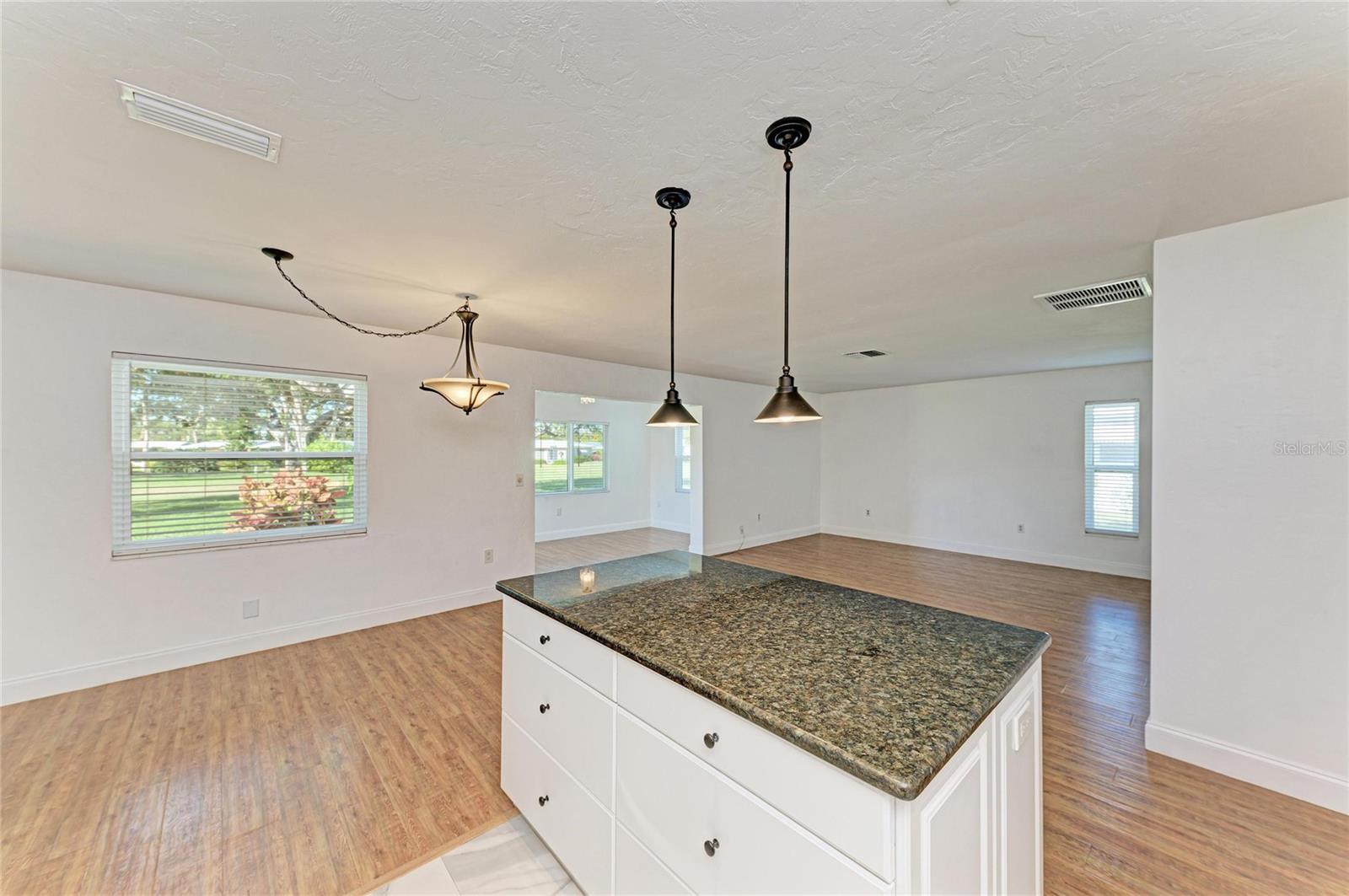 GULF GATE GARDEN HOMES E - Residential