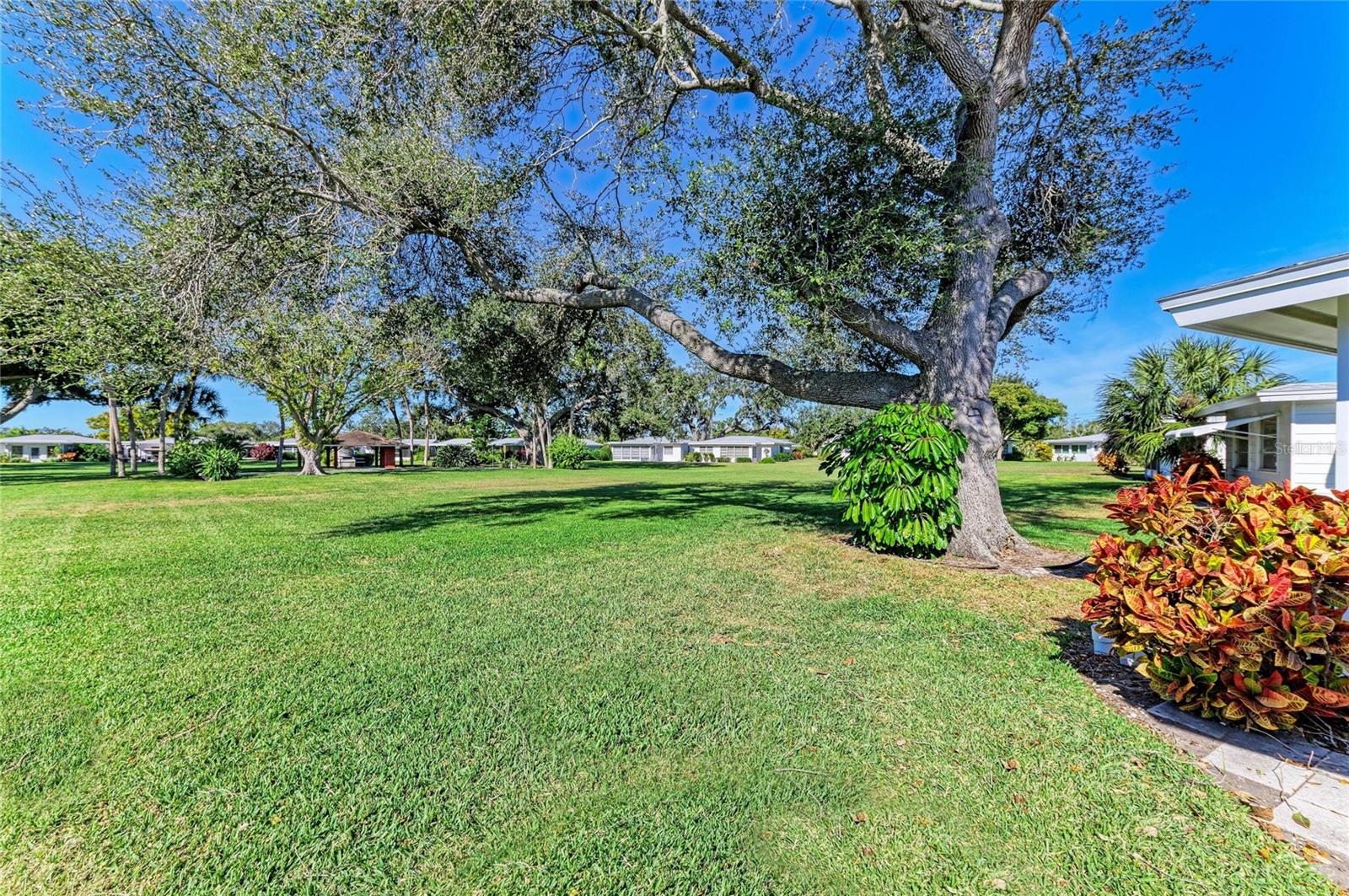 GULF GATE GARDEN HOMES E - Residential