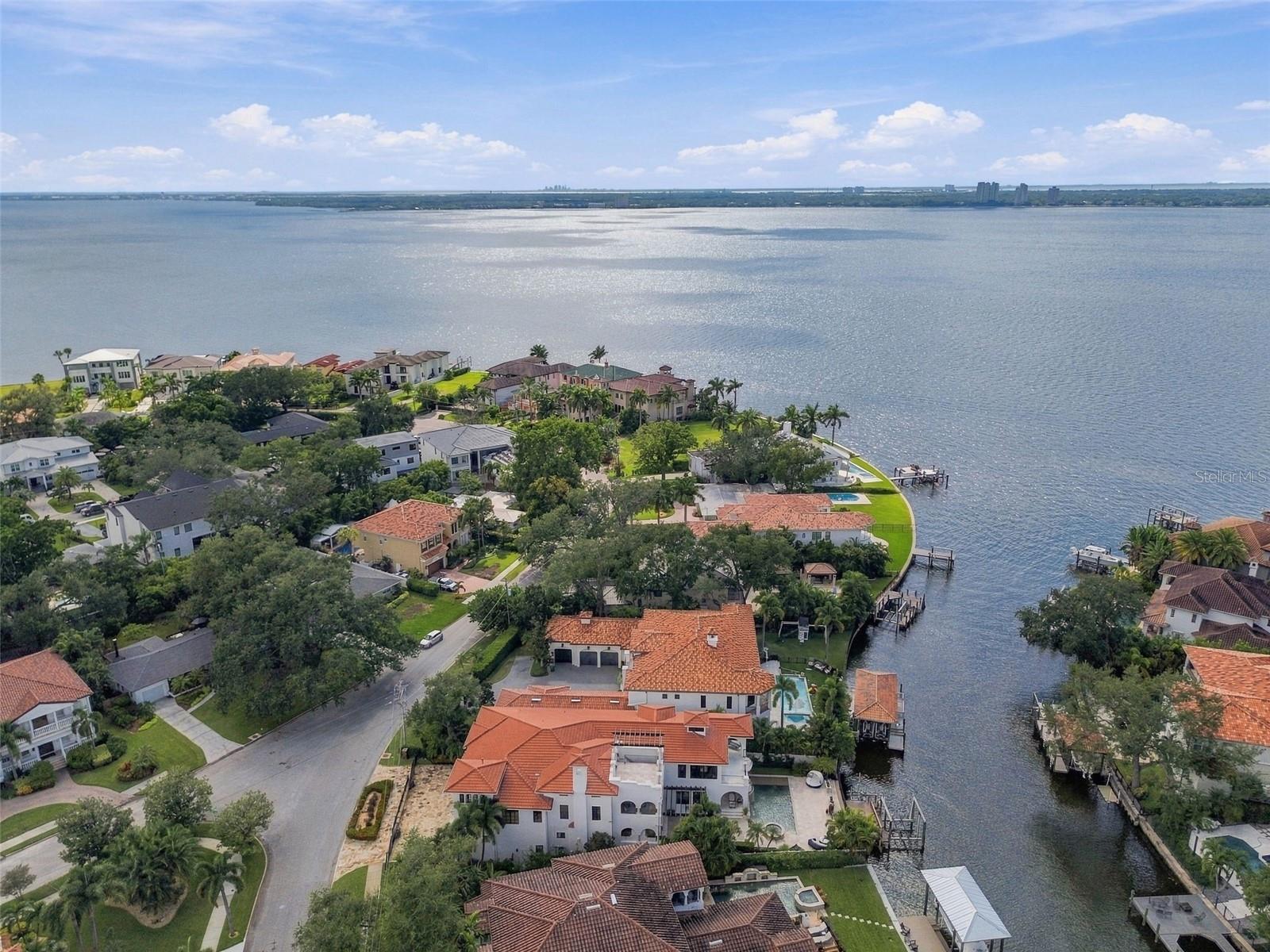 58 MARTINIQUE AVENUE 1/2