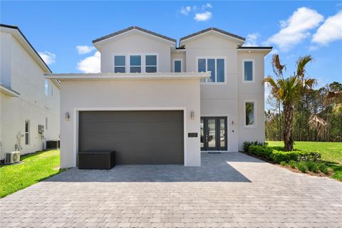 Photo of 2121 Pine Oak Loop, Davenport, FL 33837 (MLS # S5143499)