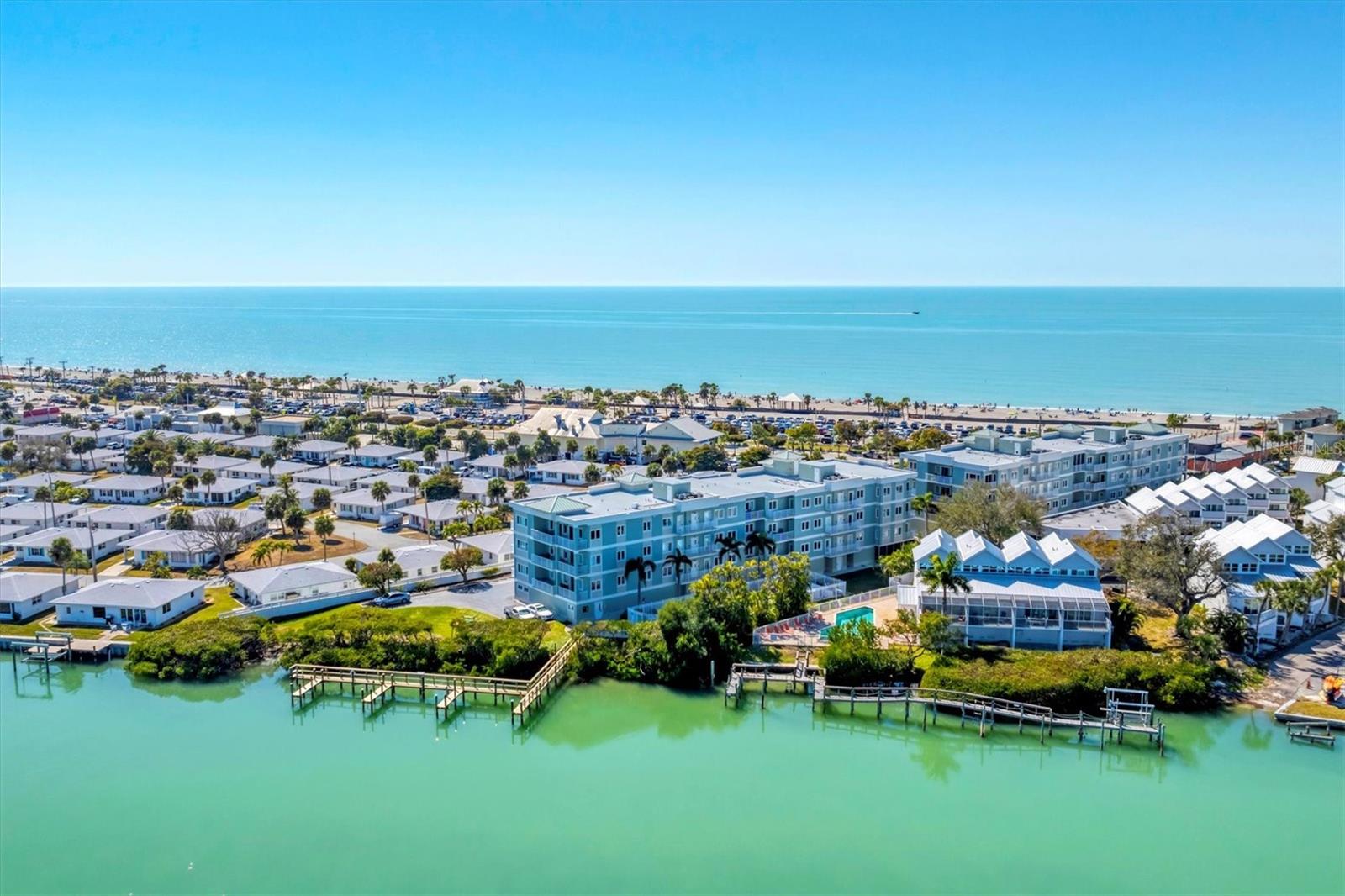 SUNRISE POINTE - Residential