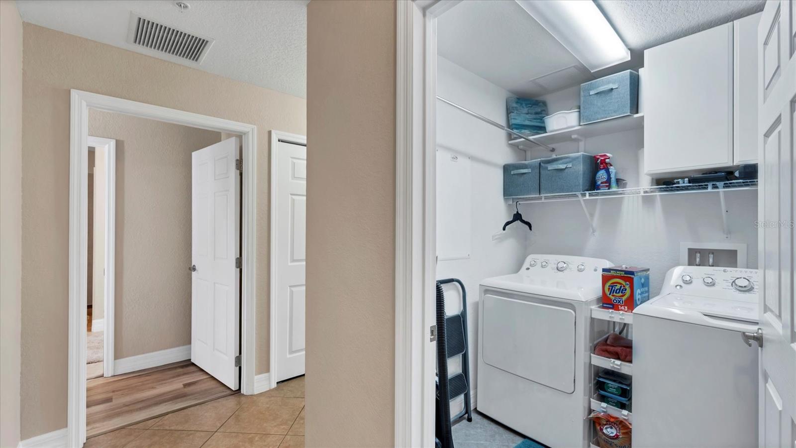 SUNRISE POINTE - Residential