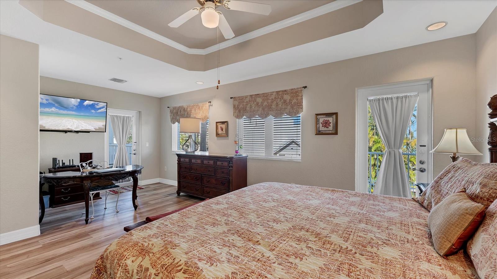 SUNRISE POINTE - Residential