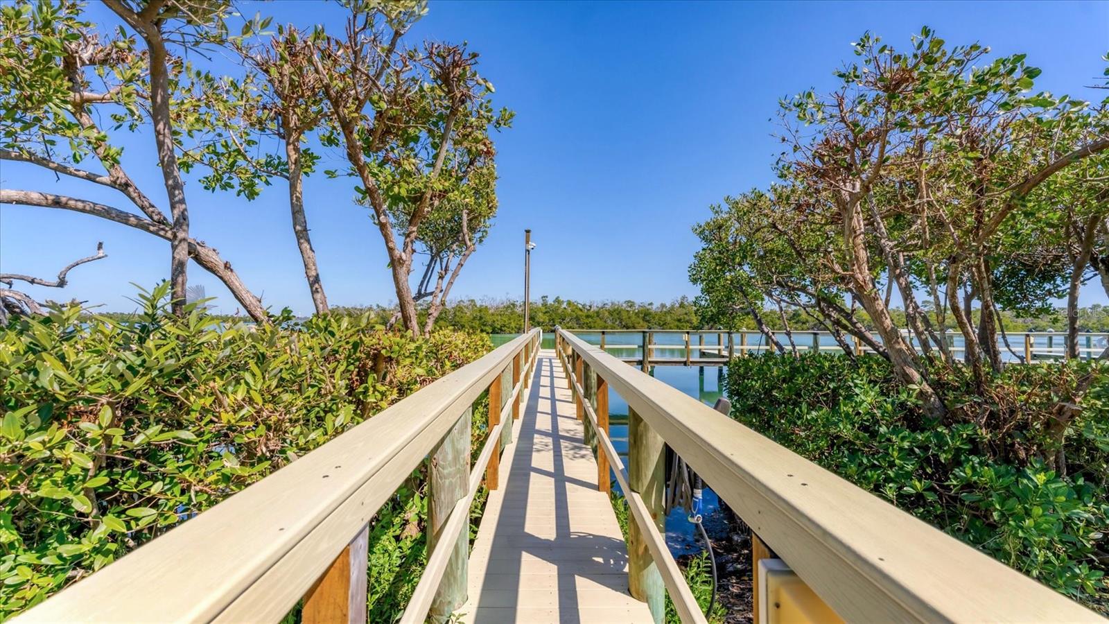 SUNRISE POINTE - Residential