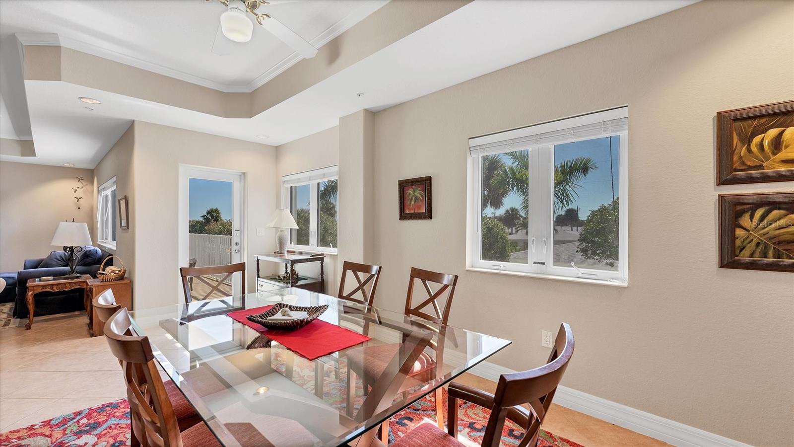 SUNRISE POINTE - Residential