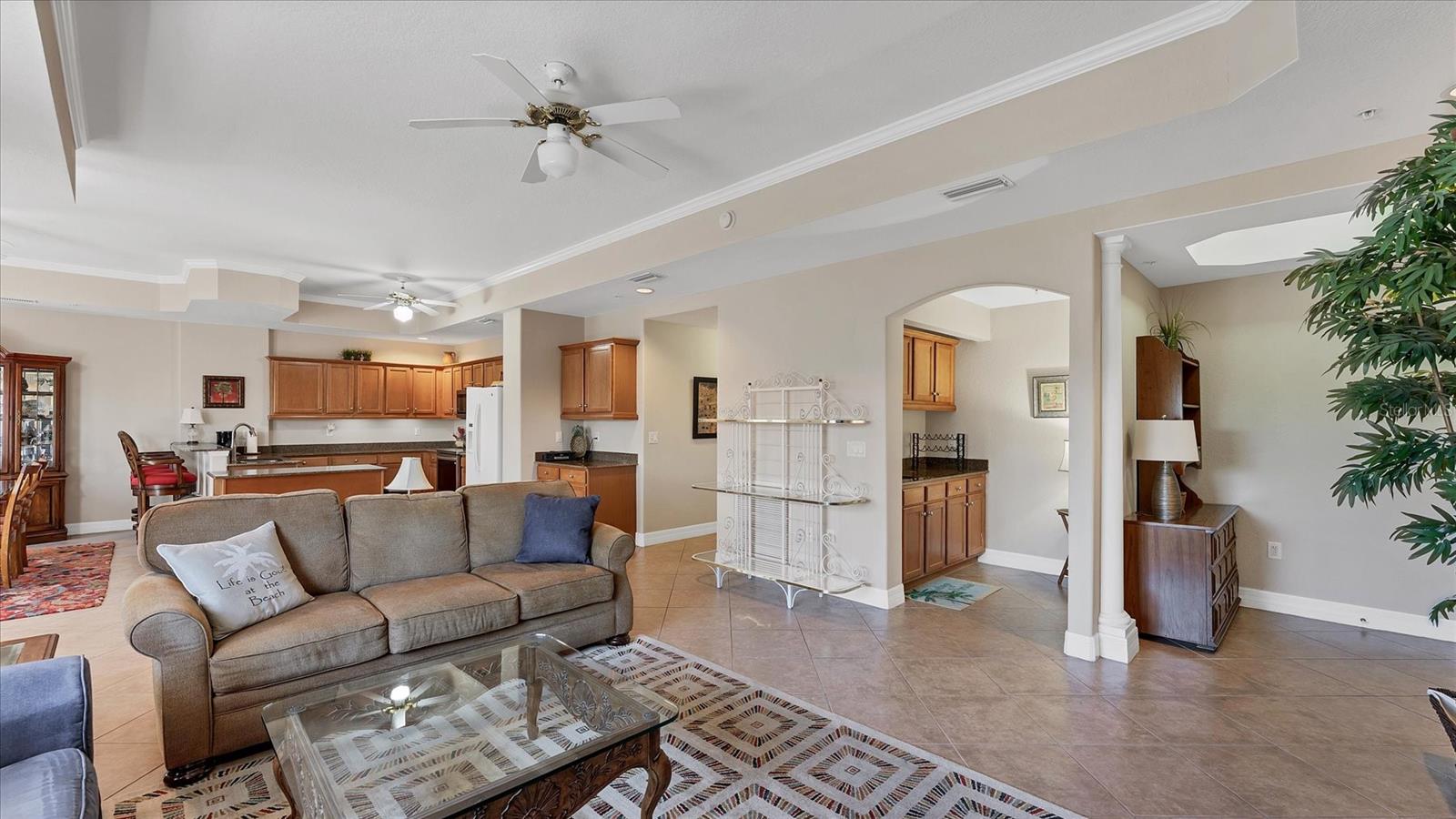 SUNRISE POINTE - Residential