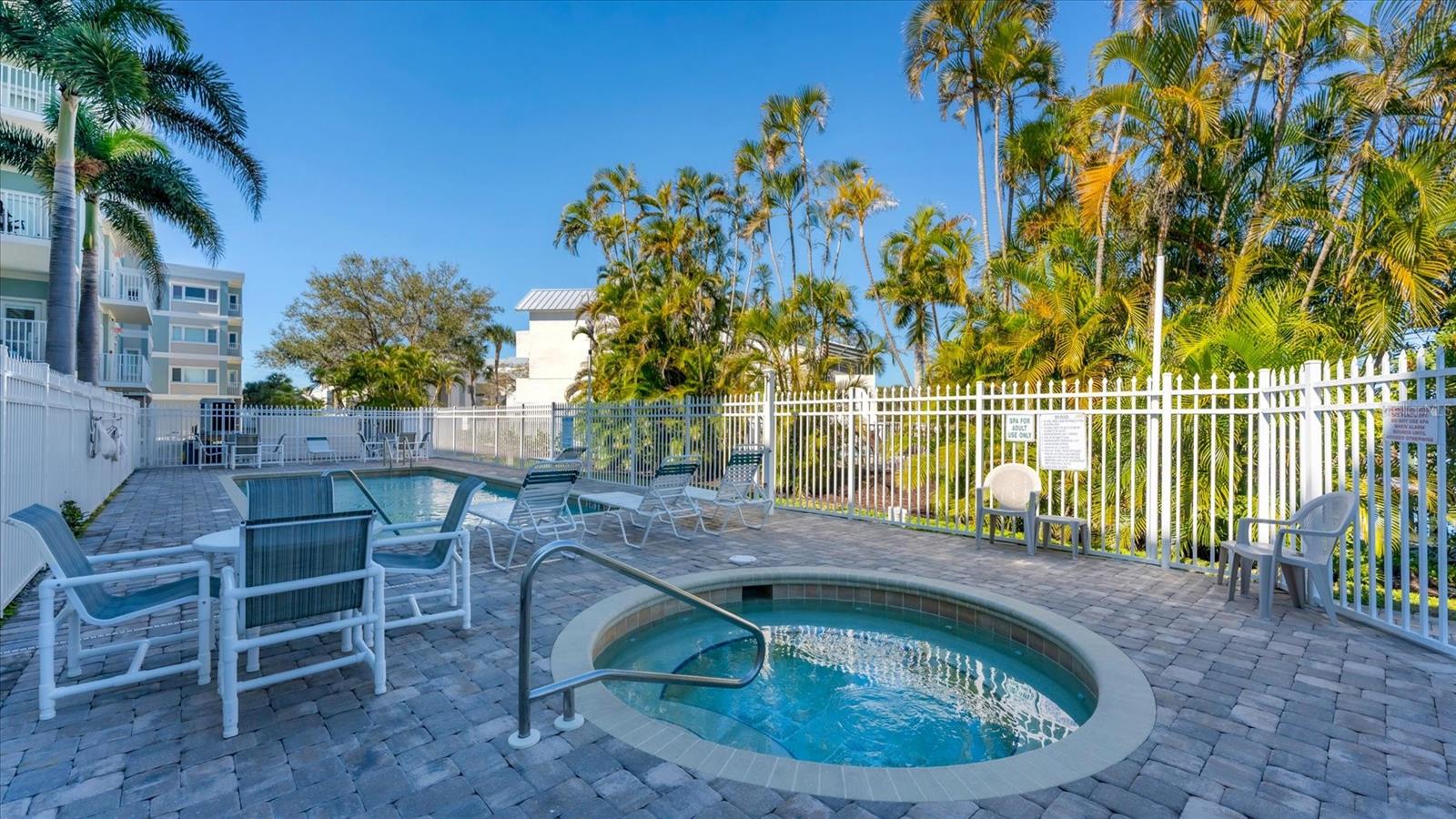 SUNRISE POINTE - Residential