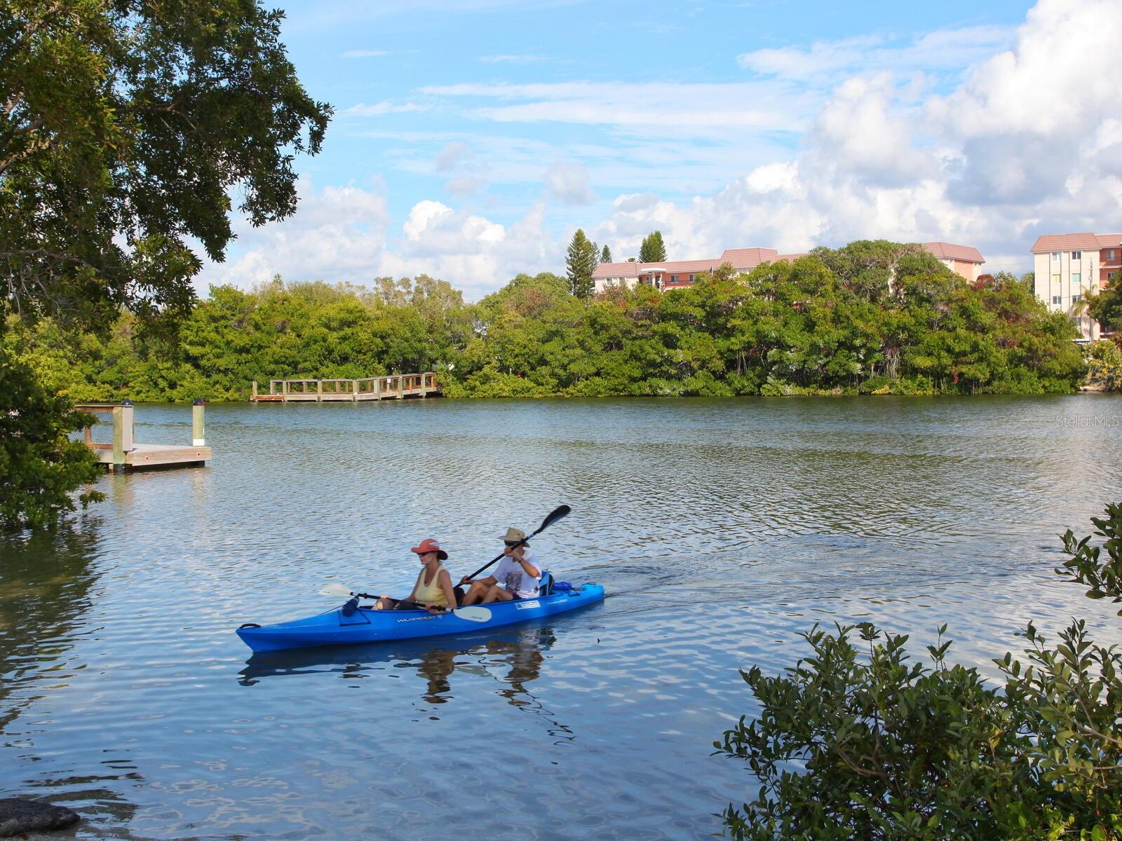 SANDERLING CLUB/SIESTA PROPERTIES INC - Land