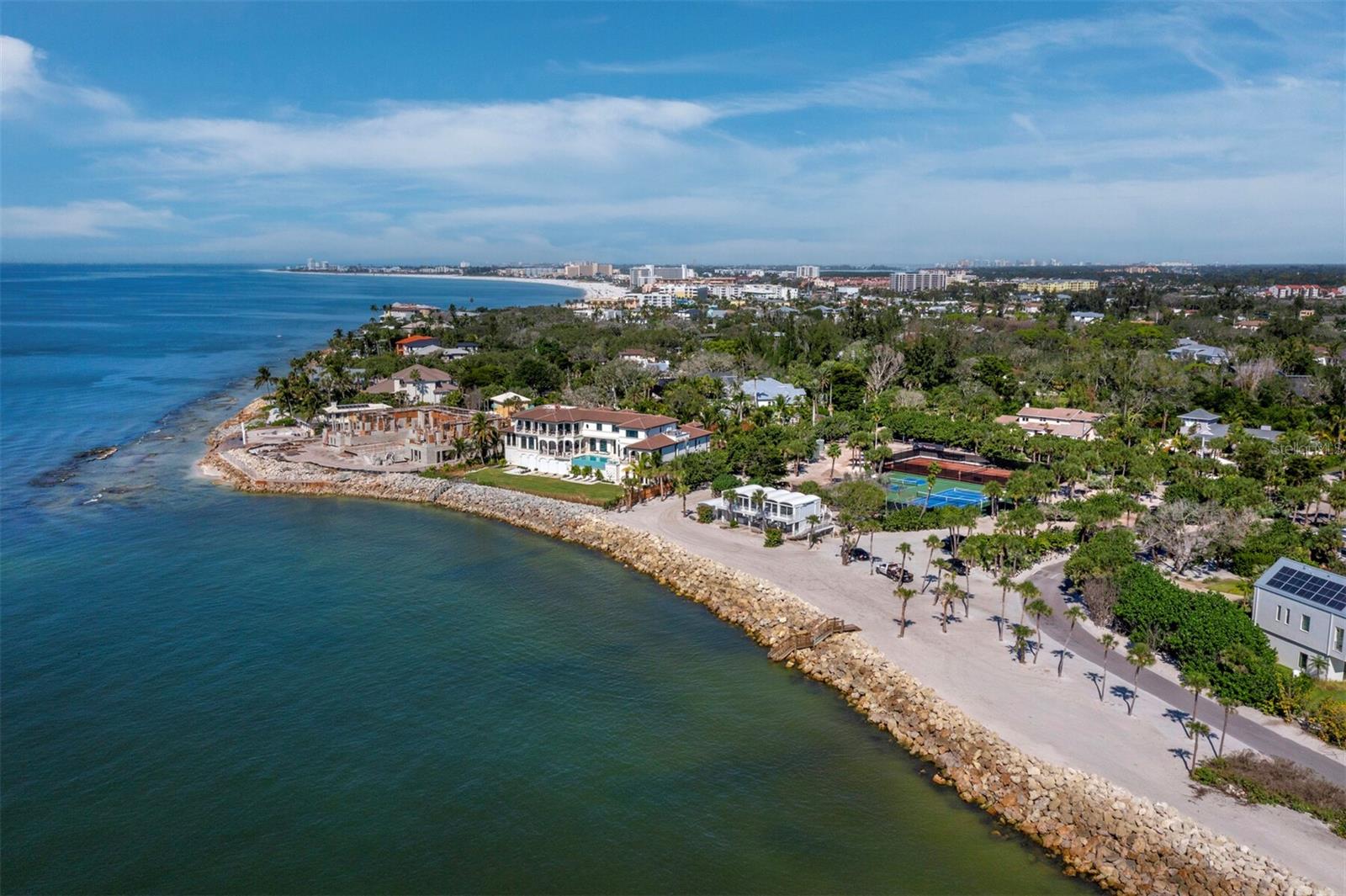 SANDERLING CLUB/SIESTA PROPERTIES INC - Land