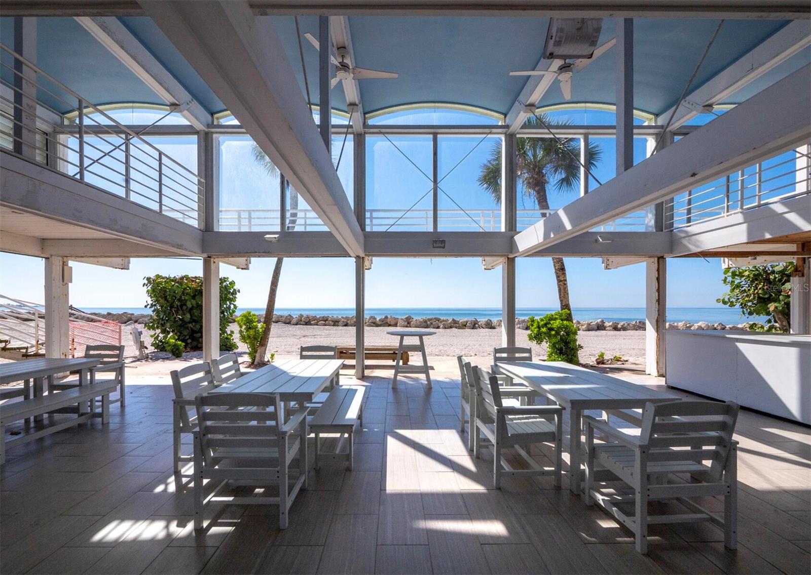 SANDERLING CLUB/SIESTA PROPERTIES INC - Land