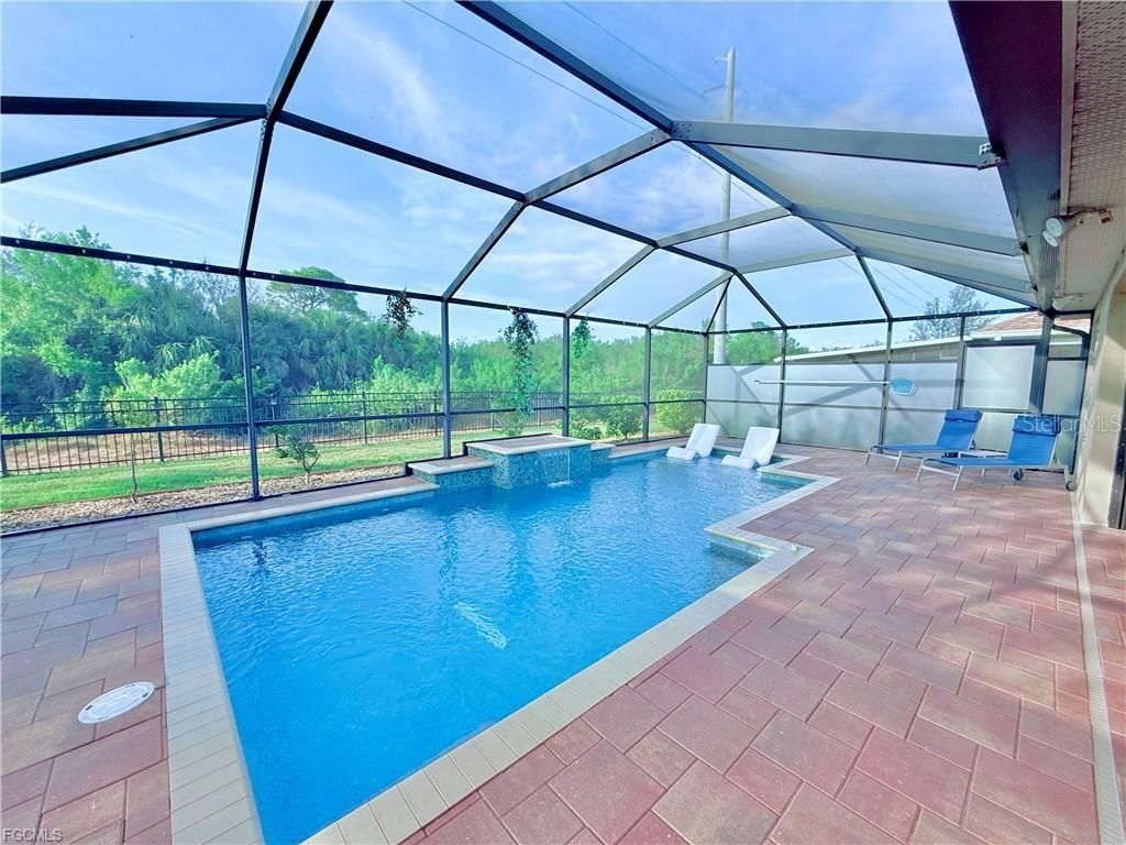 Photo of 7212 Mikasa Drive, Punta Gorda, FL 33950 (MLS # N6139847)