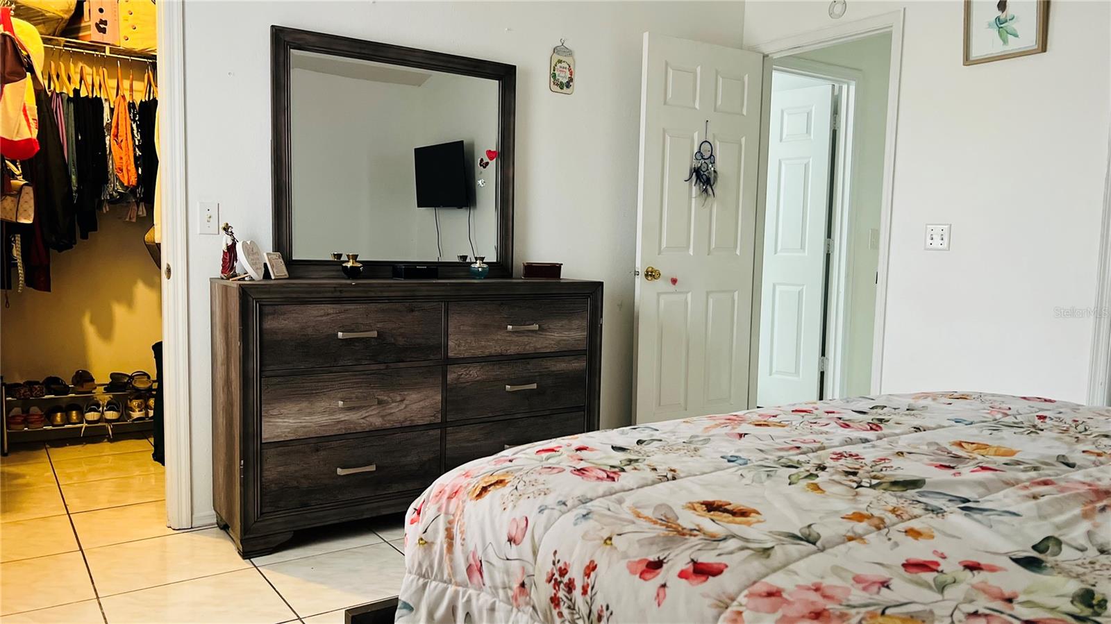 VILLAGE AT CURRY FORD WOODS - Residential