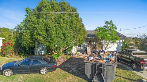 Photo of 523 Cipres Circle, Winter Haven, FL 33880 (MLS # O6363892)