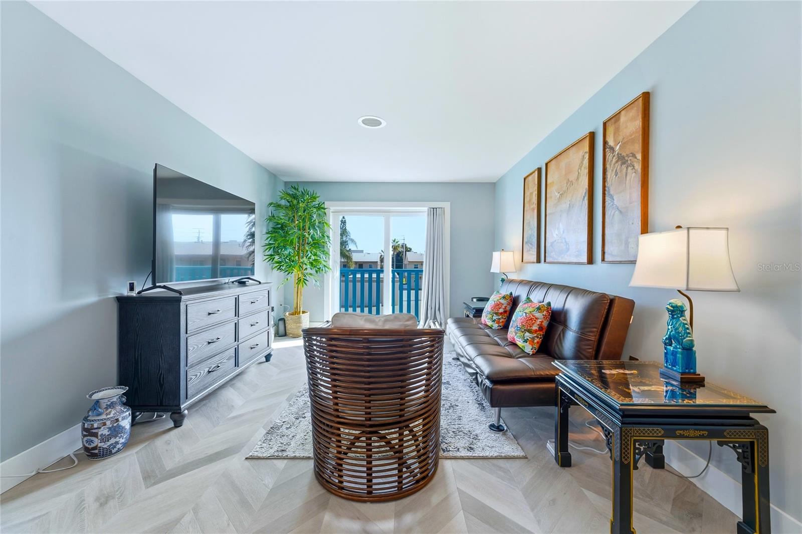 AVON BY SEA - Residential