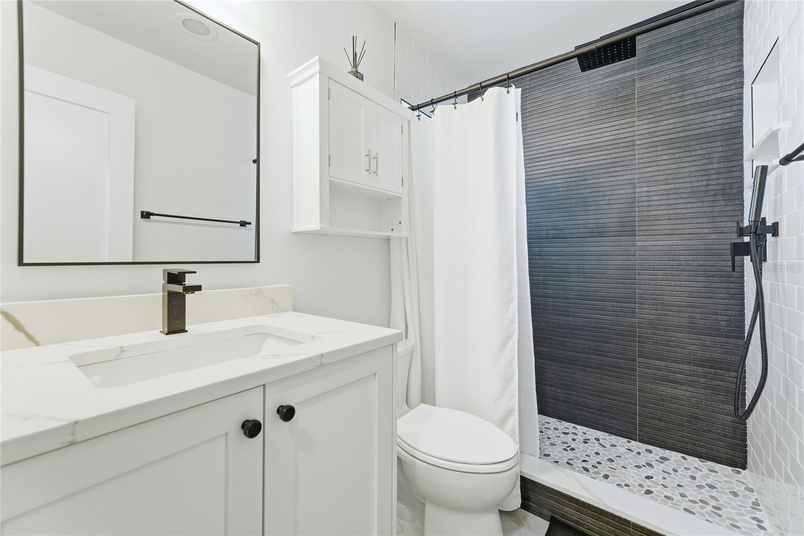 AVON BY SEA - Residential