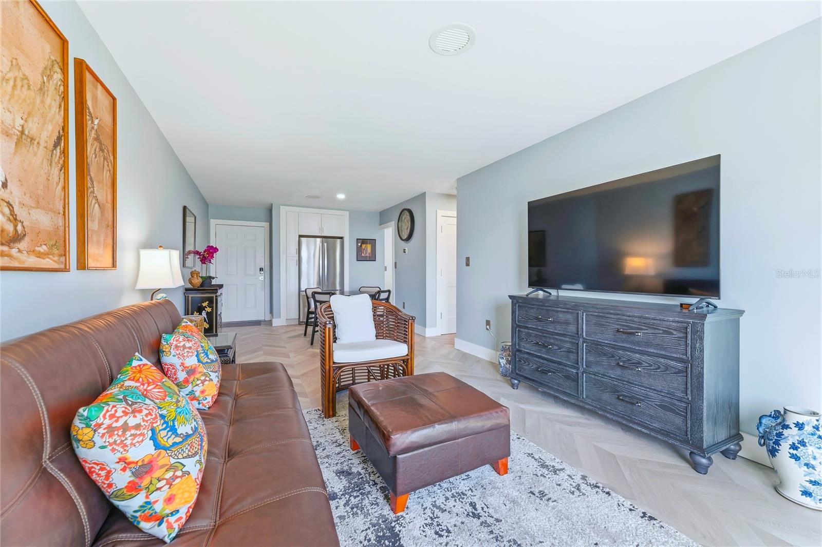 AVON BY SEA - Residential