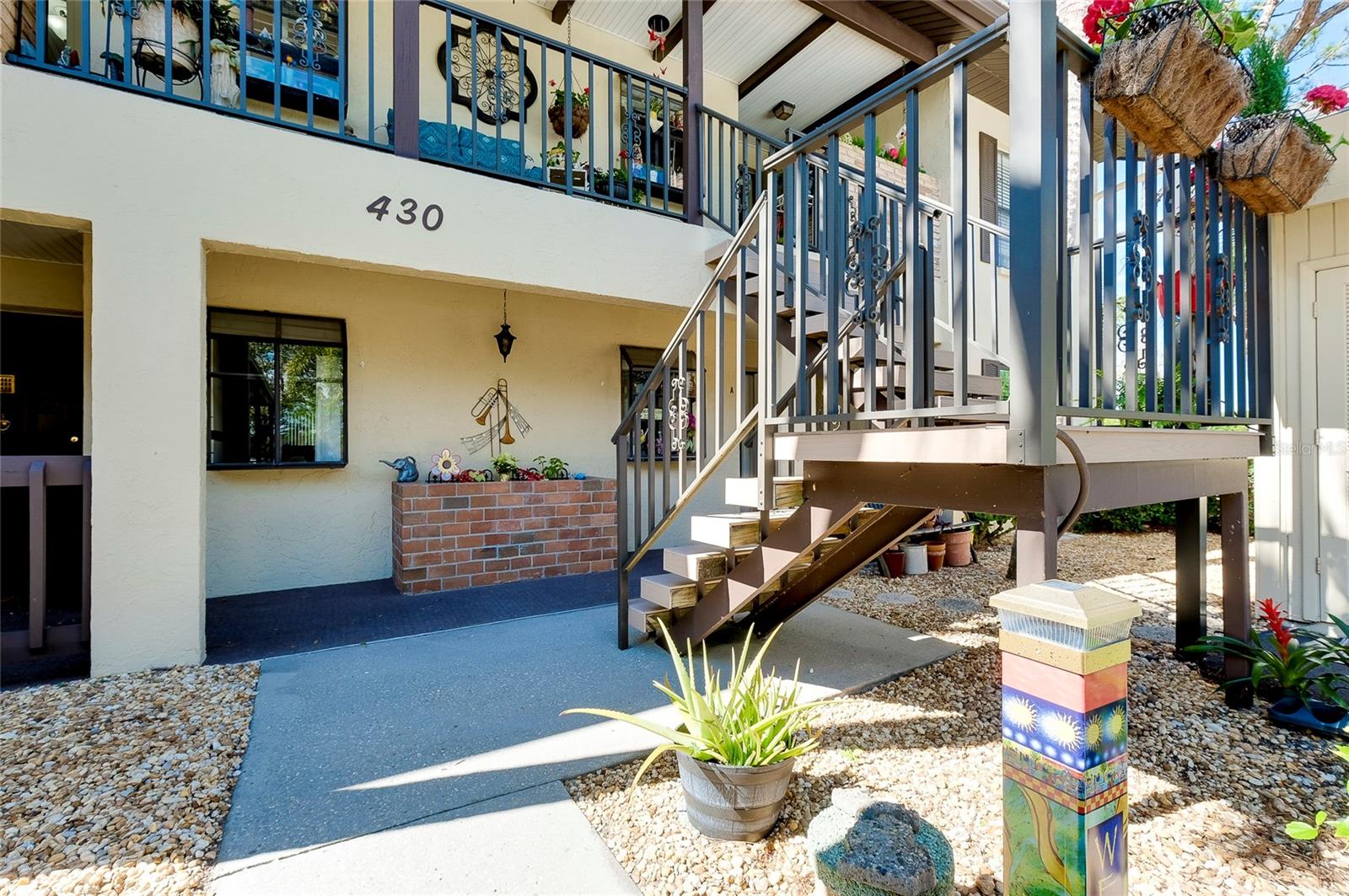 430 MISSION TRAIL E D