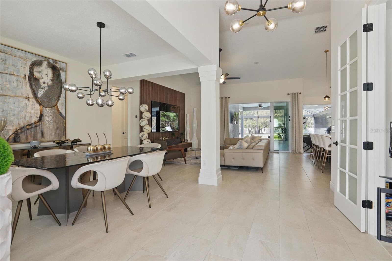 4873 OLD OAK TRAIL