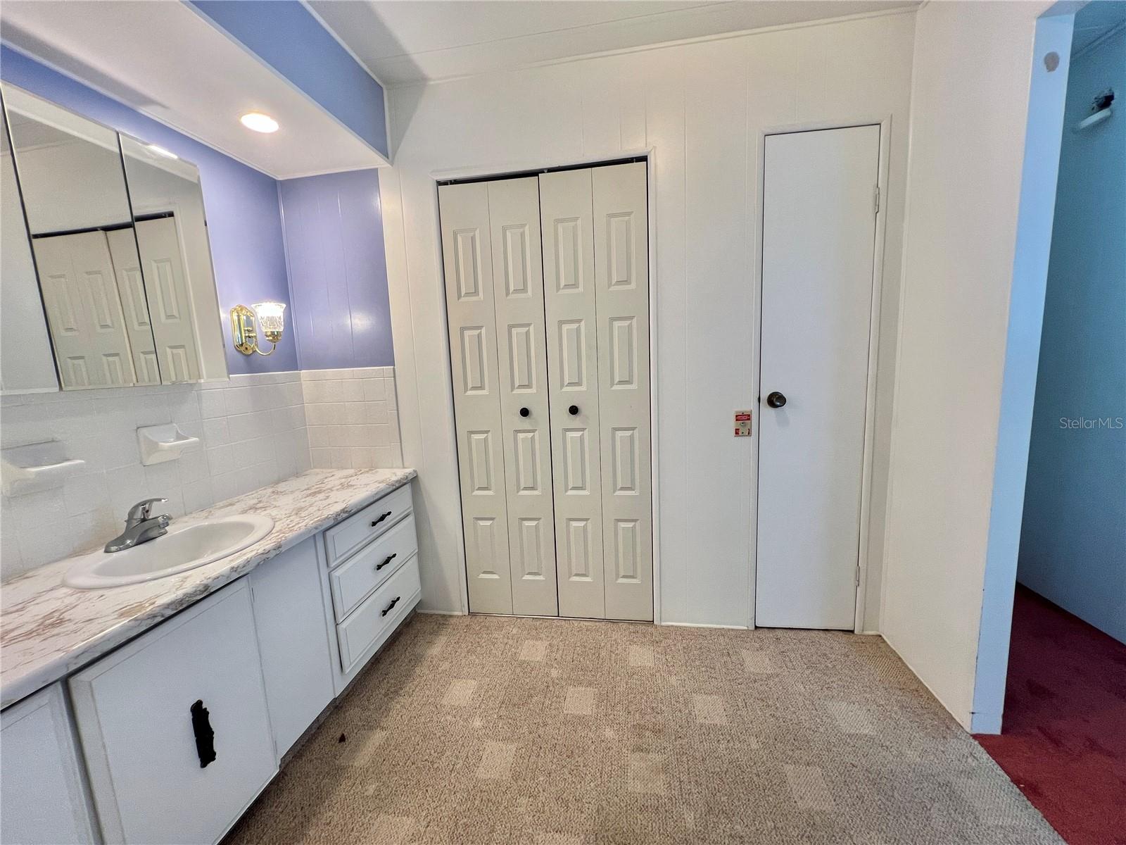 HAWTHORNE AT LEESBURG A COOP - Residential