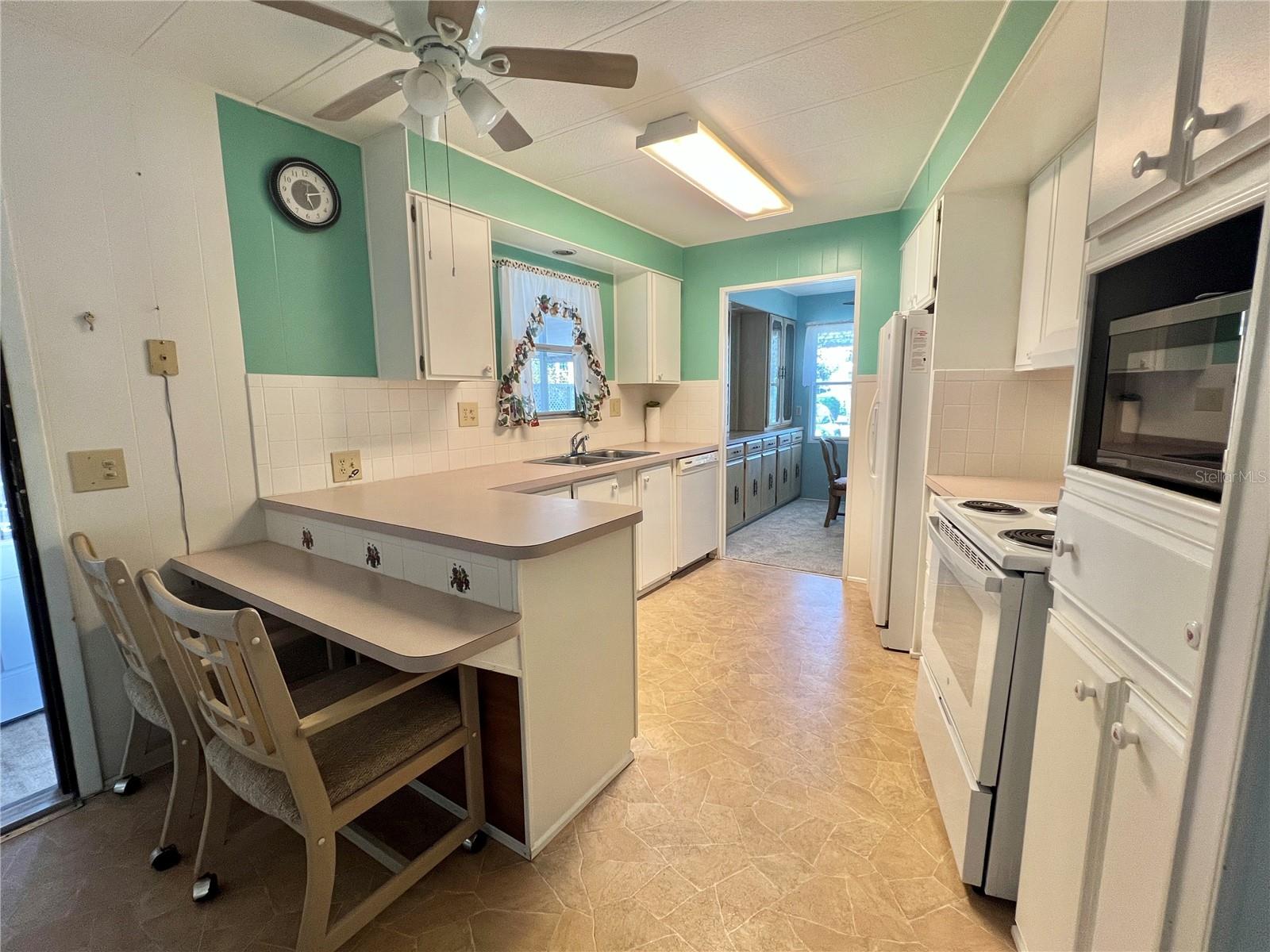 HAWTHORNE AT LEESBURG A COOP - Residential