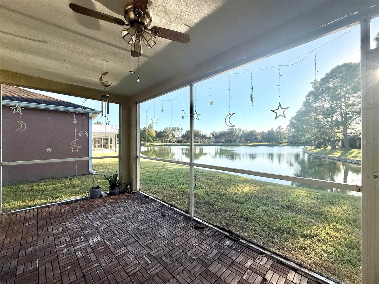 LEXINGTON OAKS PH 02 - Residential Lease