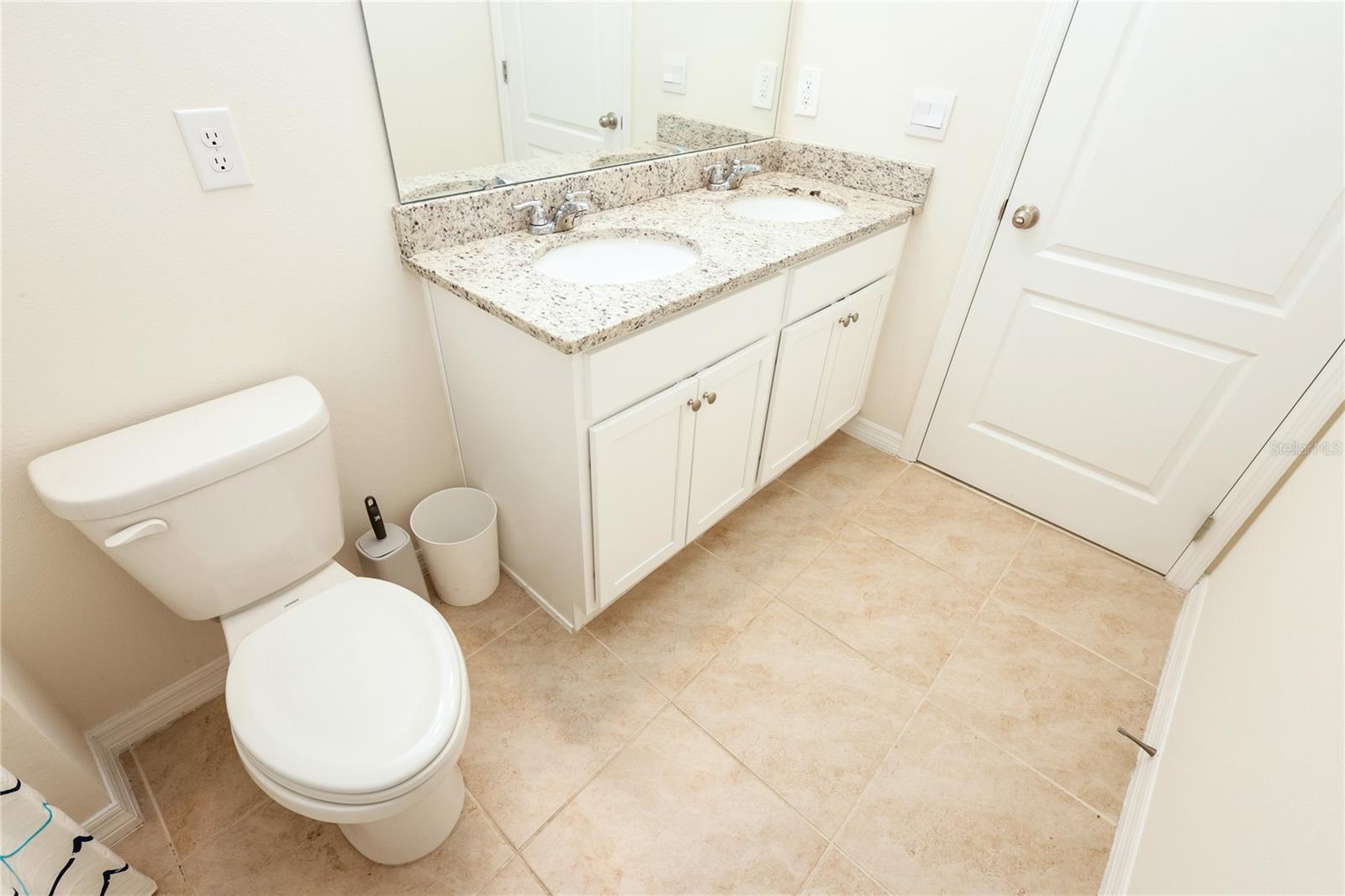 LAKE HARRIS RESERVE - Residential