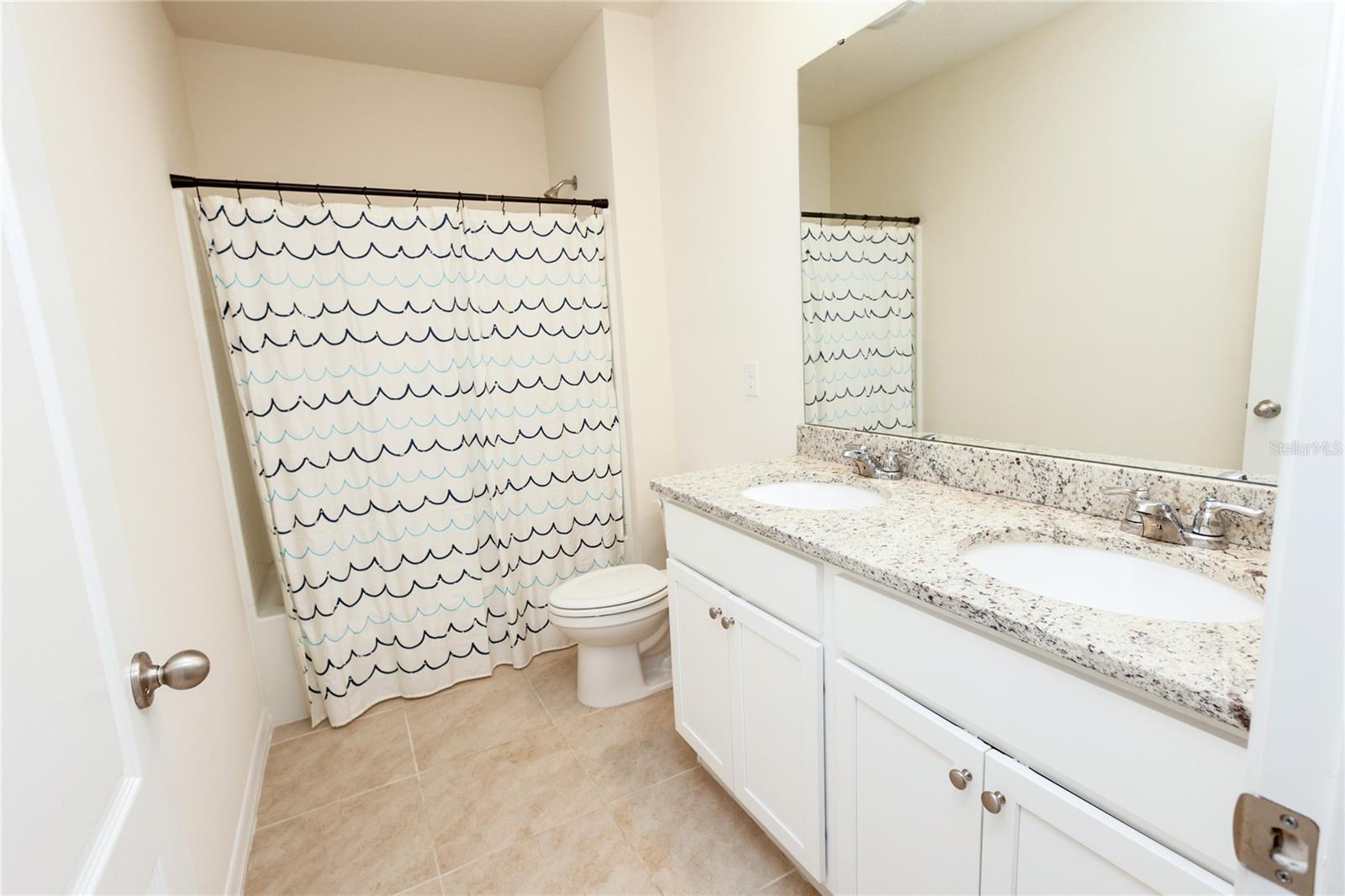 LAKE HARRIS RESERVE - Residential