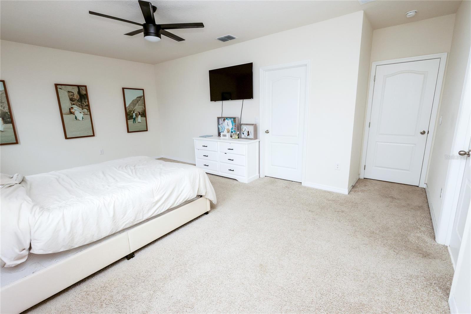 LAKE HARRIS RESERVE - Residential