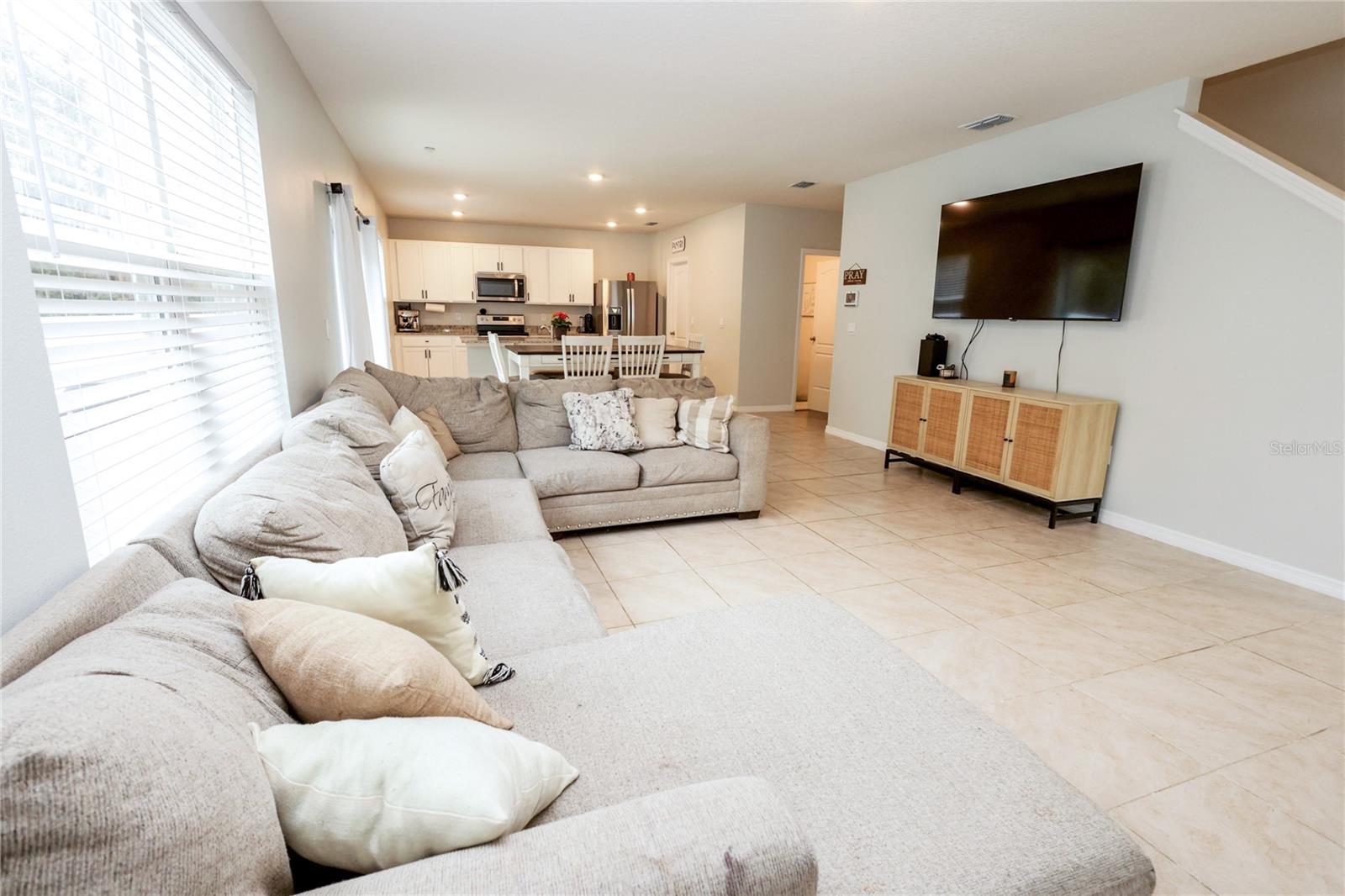 LAKE HARRIS RESERVE - Residential