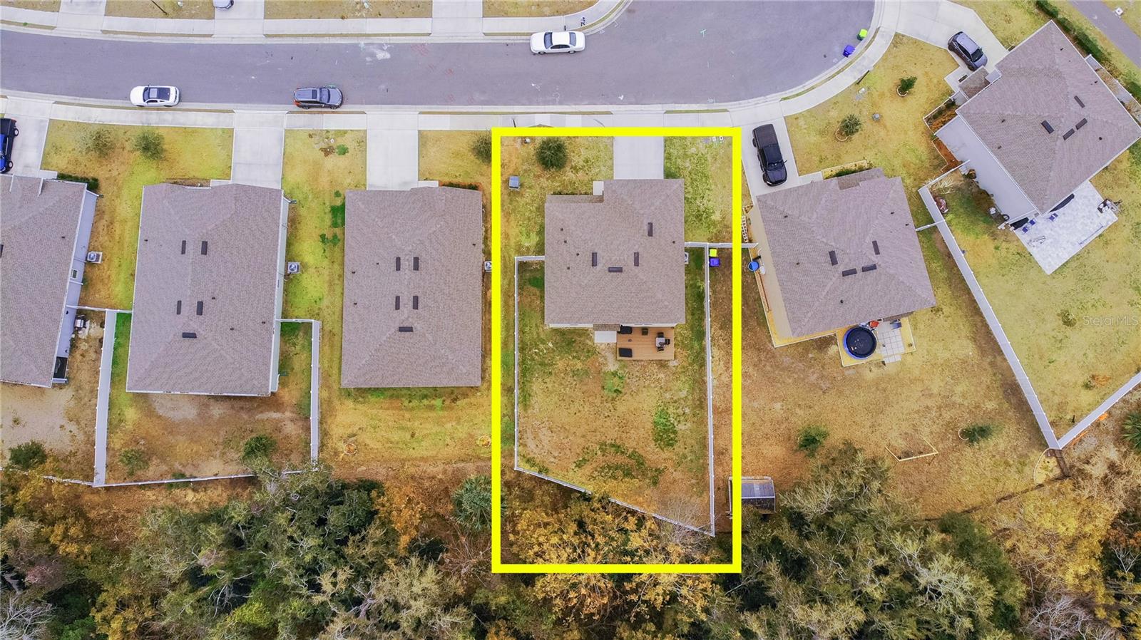 LAKE HARRIS RESERVE - Residential