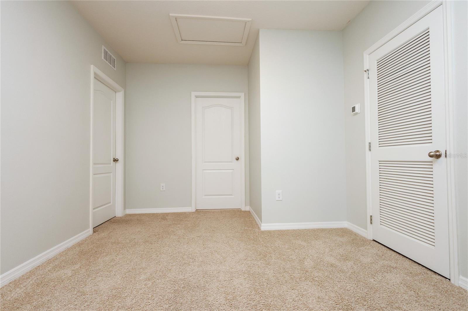 LAKE HARRIS RESERVE - Residential