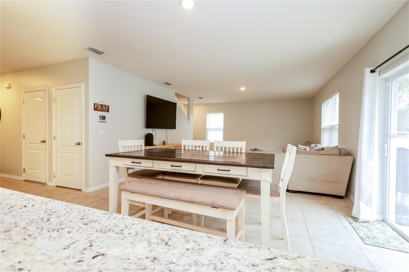 LAKE HARRIS RESERVE - Residential